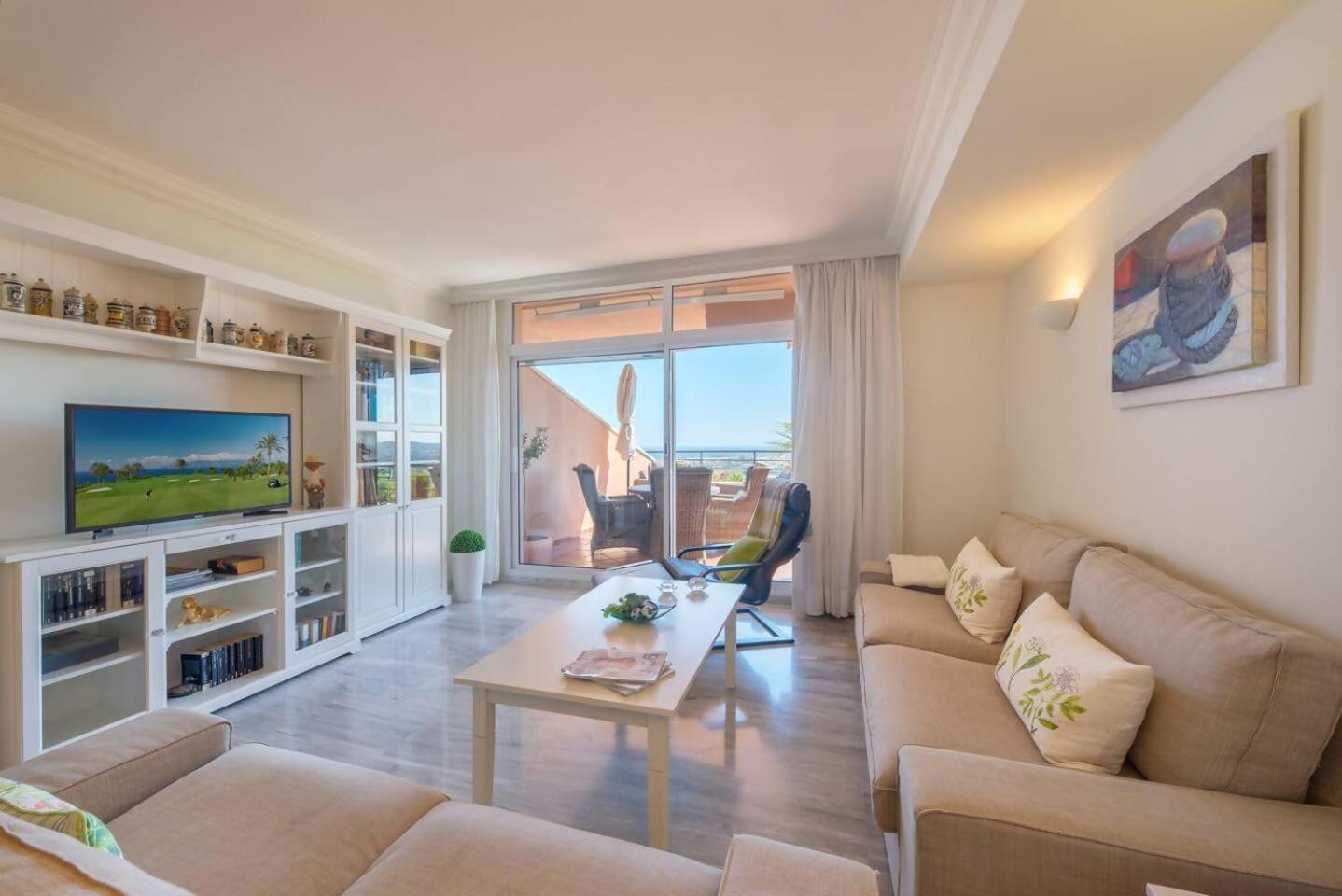 Magna Apartment Marbella